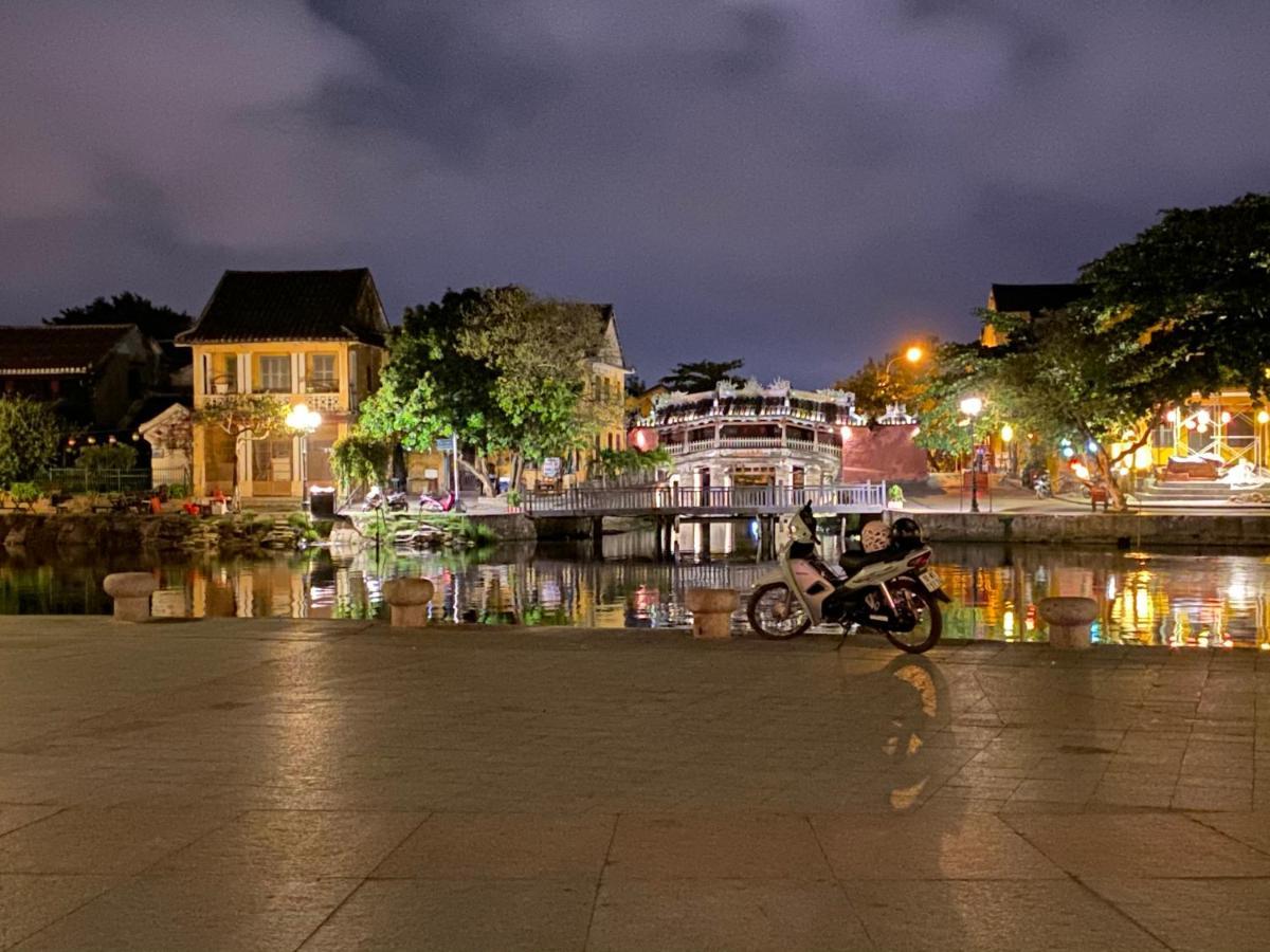 B & B Accommodation Service Hoi An Exterior photo